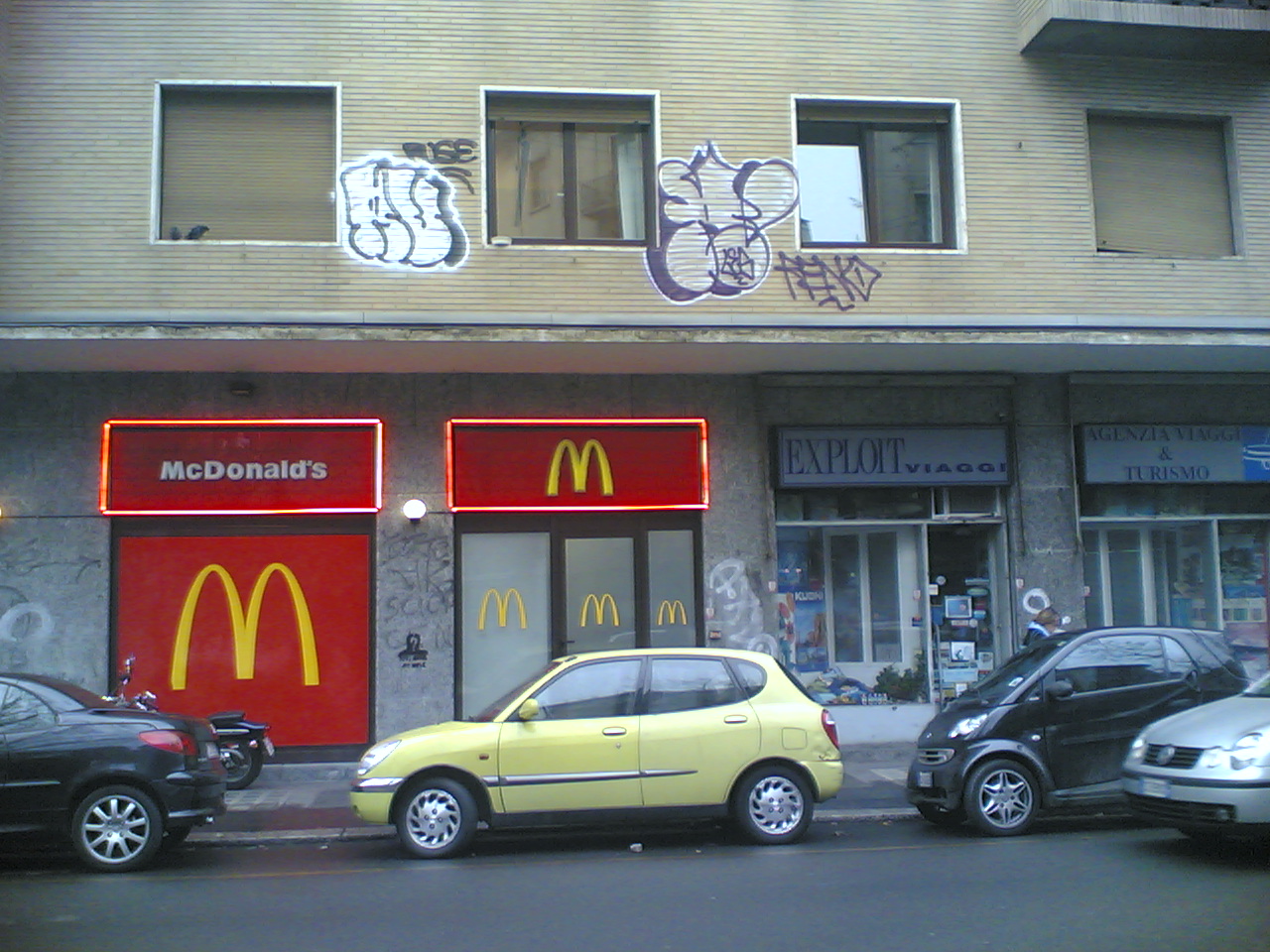 RUSE + RENO  FLY CARROBBIO 2005
